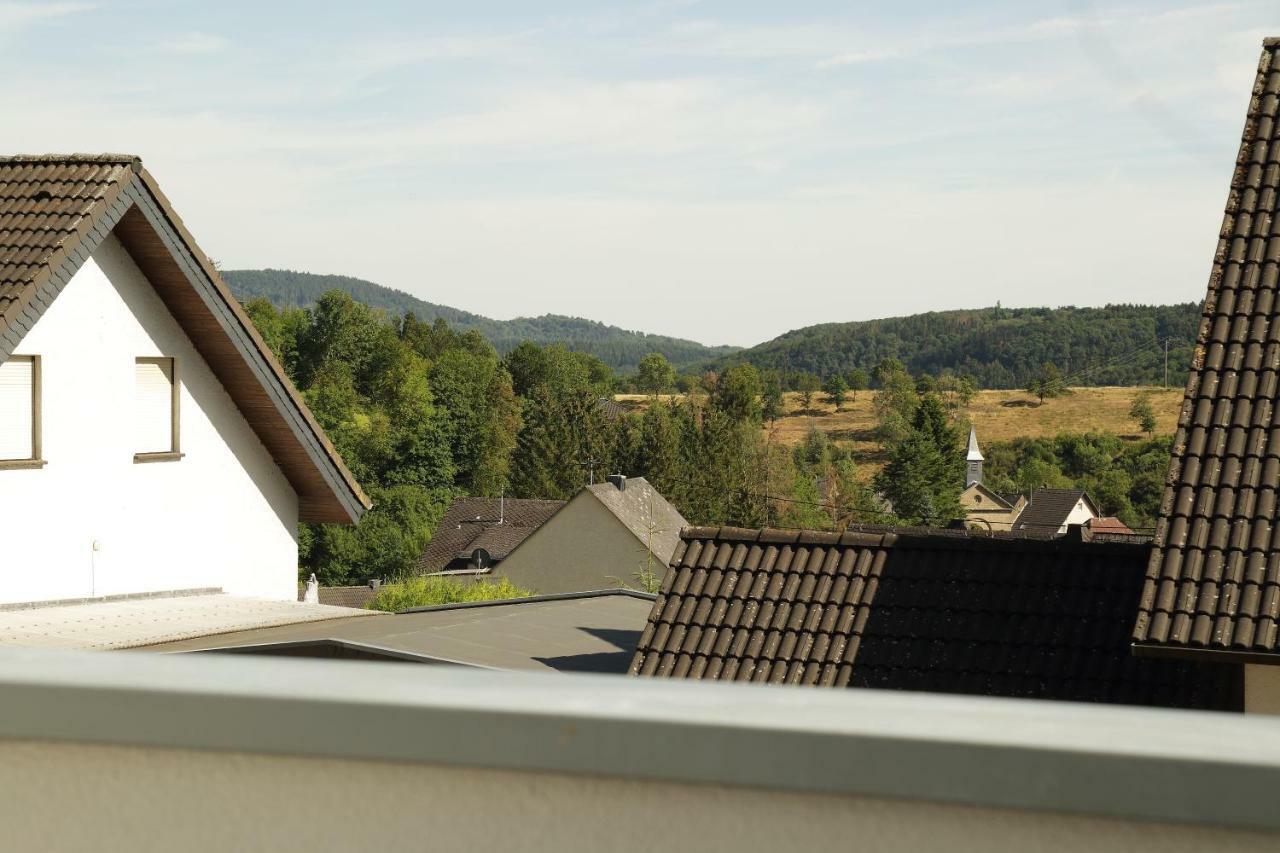 Ferienwohnung Riethelblick Volkesfeld Exterior foto