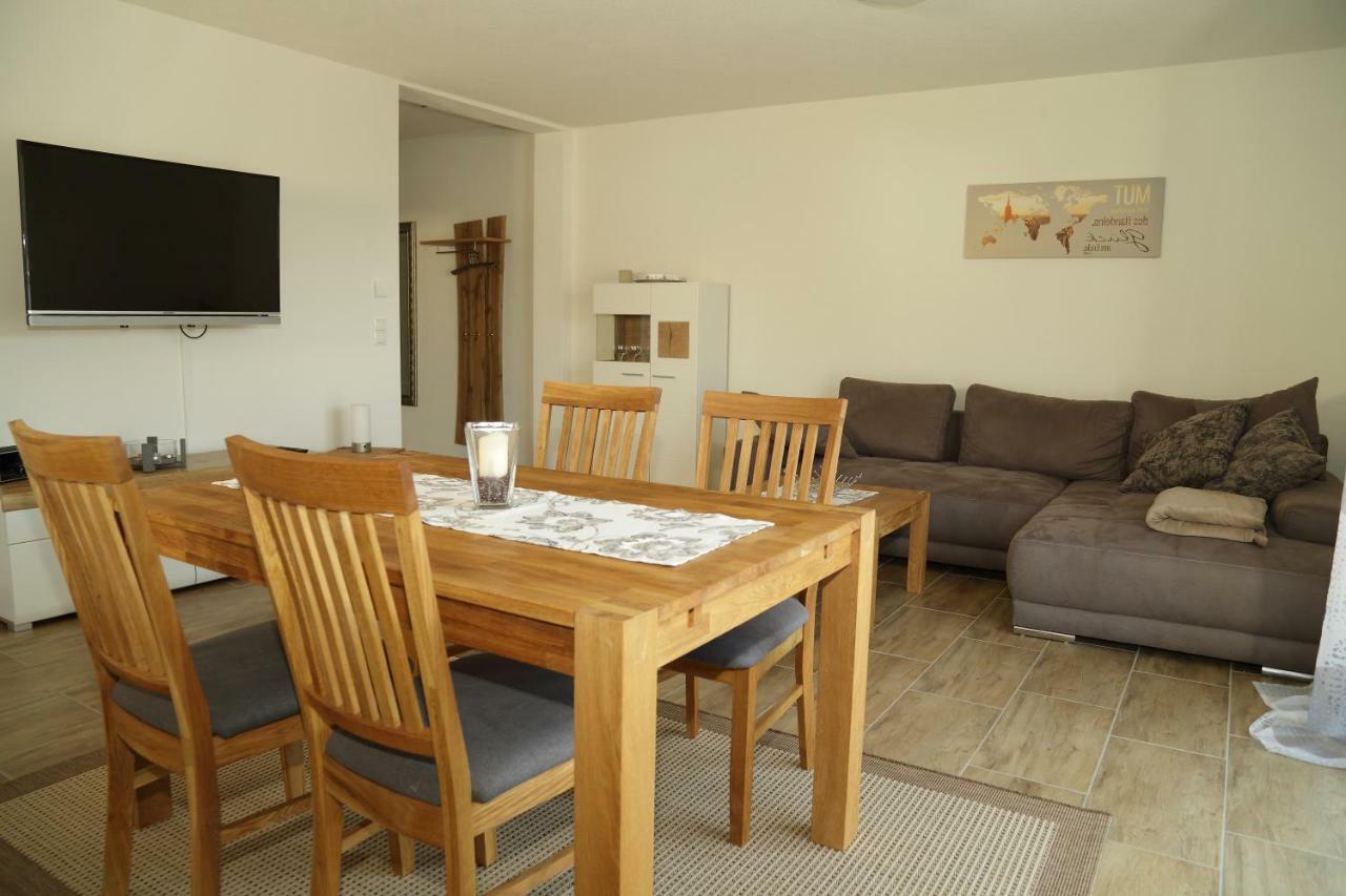 Ferienwohnung Riethelblick Volkesfeld Exterior foto